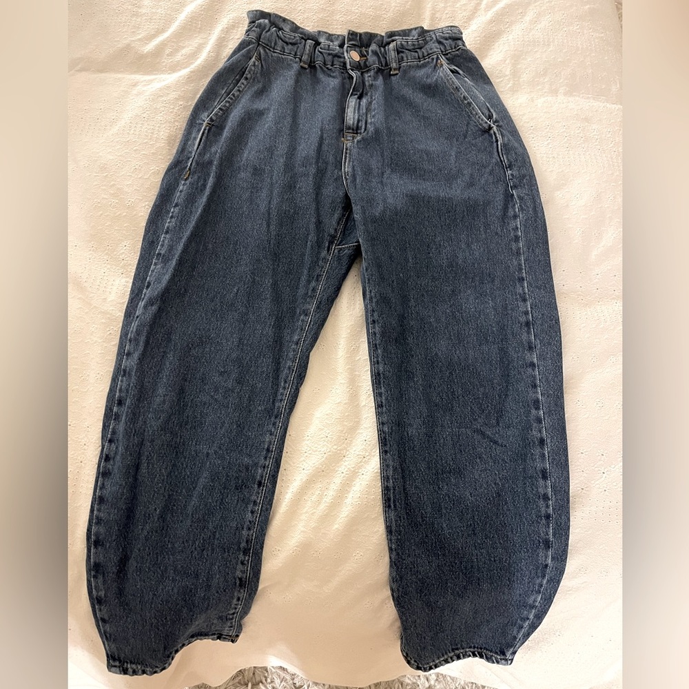 NEW! Zara mom / baggy jeans. Size 8